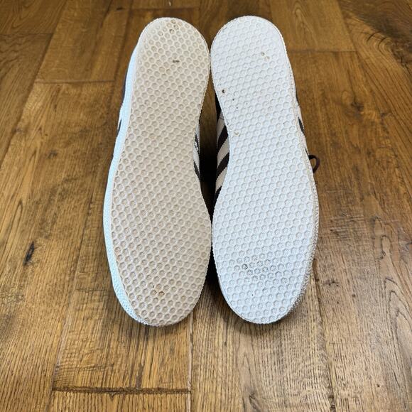 Adidas Gazelle Mens Sz 10 Deep Burgundy Plum White Sole Sneaker - Picture 7 of 11